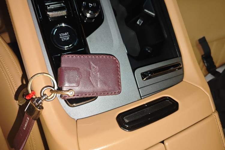 Used Lynk & Co 09 EM-P 2021 2.0T PHEV Halo Six-Seater Vehicle Key