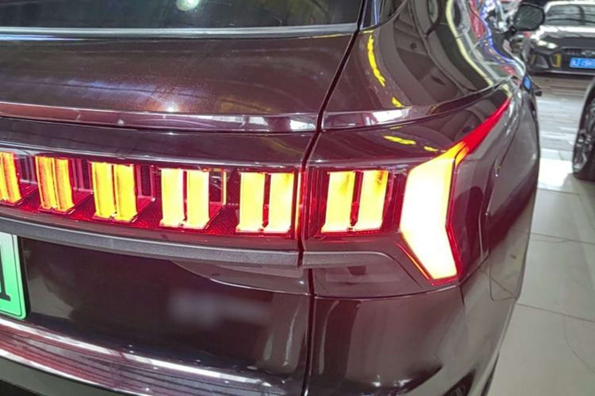 Used Lynk & Co 09 EM-P 2021 2.0T PHEV Halo Seven-Seater Right Rear Taillight