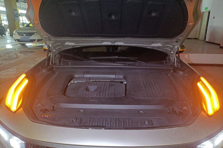 Used Lynk & Co 09 EM-P 2021 2.0T PHEV Ultra Six-Seater Engine Bay