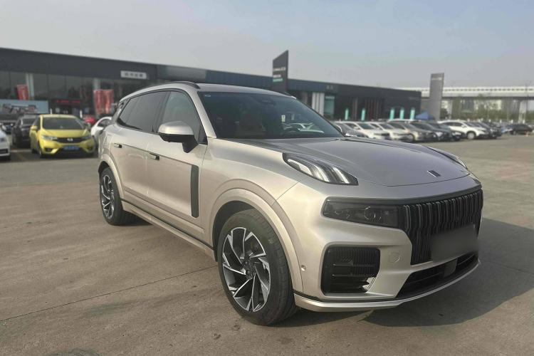 Used Lynk & Co 09 EM-P 2021 2.0T PHEV Halo Six-Seater Exterior 3