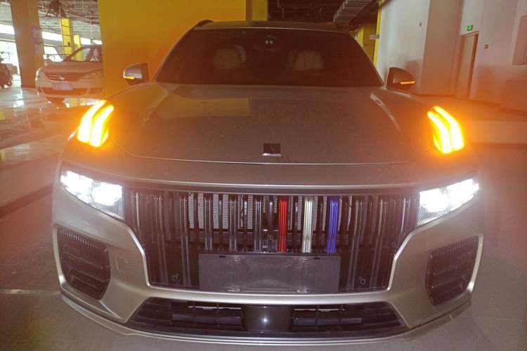 Used Lynk & Co 09 EM-P 2021 2.0T PHEV Ultra Six-Seater Front