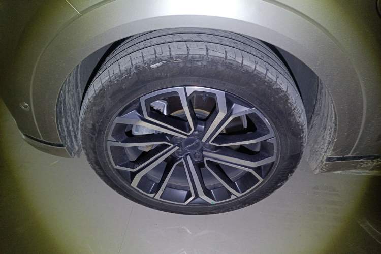 Used Lynk & Co 09 EM-P 2021 2.0T PHEV Ultra Six-Seater Left Front Wheel Hub