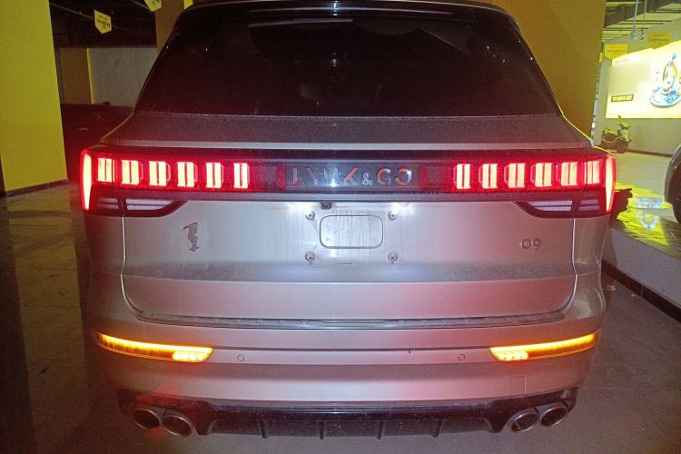 Used Lynk & Co 09 EM-P 2021 2.0T PHEV Ultra Six-Seater Rear