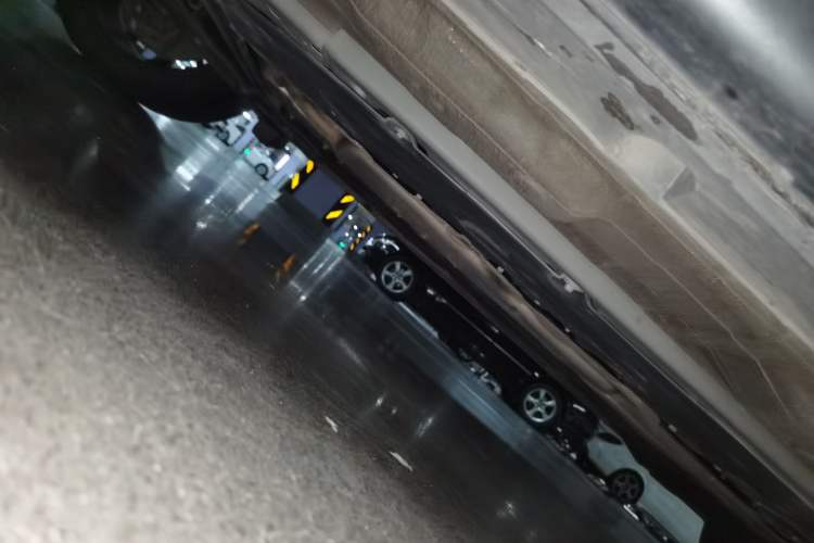 Used Lynk & Co 09 EM-P 2021 2.0T PHEV Ultra Six-Seater Chassis Front Left