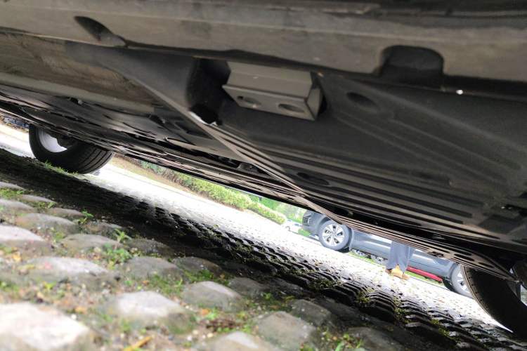 Used Lynk & Co 09 EM-P 2021 2.0T PHEV Halo Six-Seater Chassis Rear Left