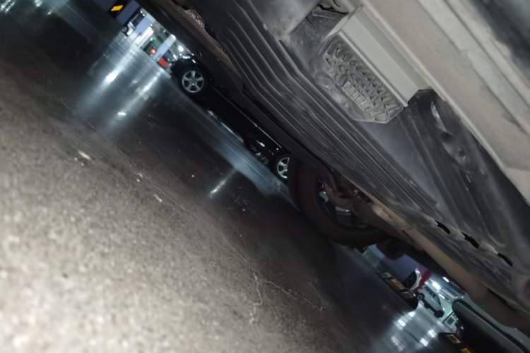 Used Lynk & Co 09 EM-P 2021 2.0T PHEV Ultra Six-Seater Chassis Rear Left