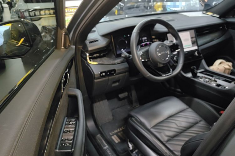 Used Lynk & Co 09 EM-P 2021 2.0T PHEV Halo Six-Seater Driver Seat