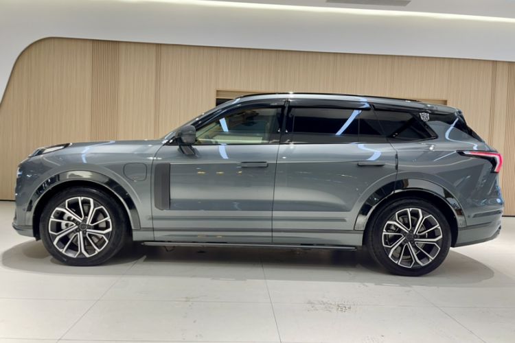 Used Lynk & Co 09 EM-P 2021 2.0T PHEV Halo Six-Seater Exterior 5