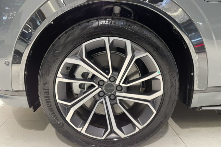 Used Lynk & Co 09 EM-P 2021 2.0T PHEV Halo Six-Seater Exterior 6