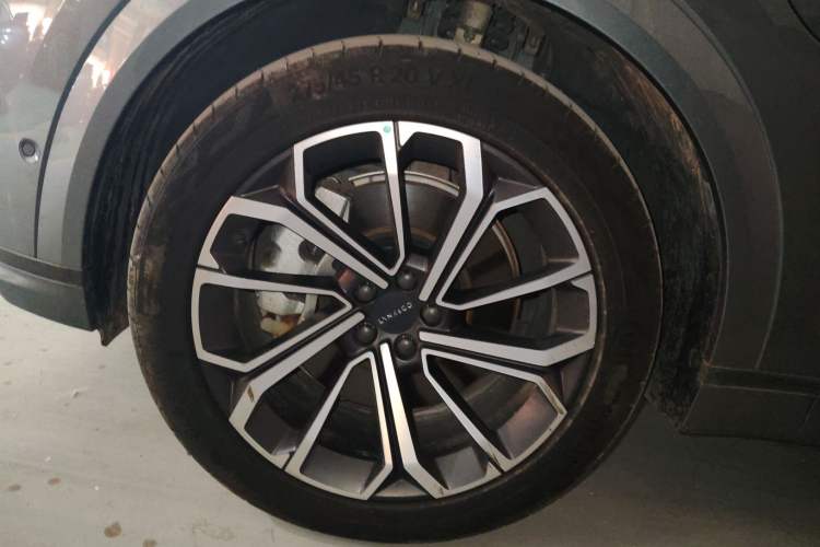 Used Lynk & Co 09 EM-P 2021 2.0T PHEV Halo Six-Seater Exterior 7
