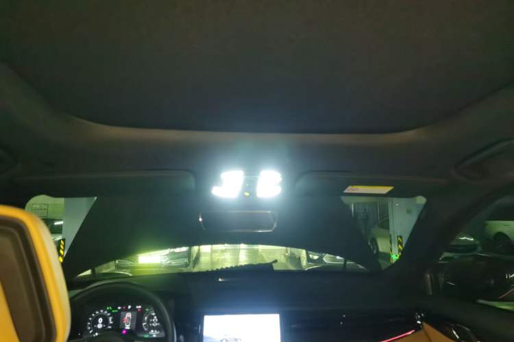 Used Lynk & Co 09 EM-P 2021 2.0T PHEV Ultra Six-Seater Headliner