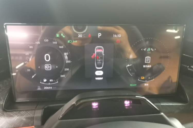 Used Lynk & Co 09 EM-P 2021 2.0T PHEV Halo Six-Seater Instrument Cluster