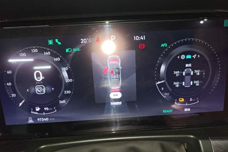 Used Lynk & Co 09 EM-P 2021 2.0T PHEV Halo Six-Seater Instrument Cluster