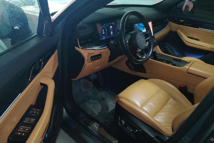 Used Lynk & Co 09 EM-P 2021 2.0T PHEV Halo Six-Seater Interior 3