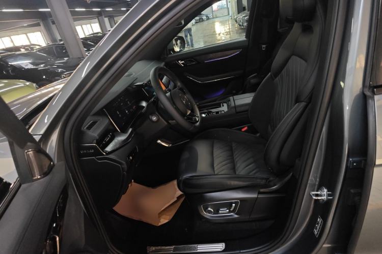 Used Lynk & Co 09 EM-P 2021 2.0T PHEV Halo Six-Seater Left Front Seat