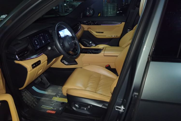Used Lynk & Co 09 EM-P 2021 2.0T PHEV Ultra Six-Seater Left Front Seat