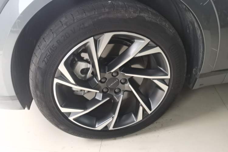 Used Lynk & Co 09 EM-P 2021 2.0T PHEV Halo Six-Seater Left Front Wheel Hub