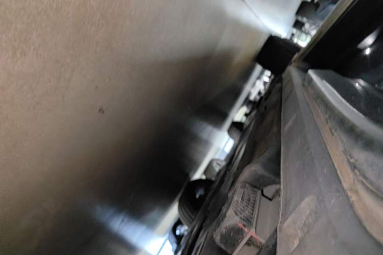 Used Lynk & Co 09 EM-P 2021 2.0T PHEV Halo Six-Seater Left Side Sill