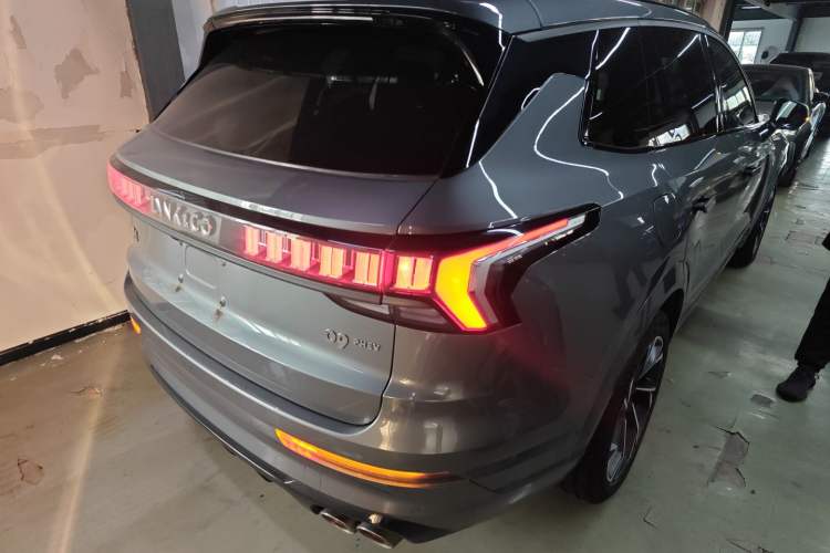Used Lynk & Co 09 EM-P 2021 2.0T PHEV Halo Six-Seater Rear Right 45 Deg