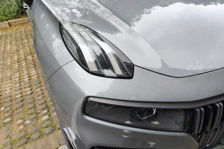 Used Lynk & Co 09 EM-P 2021 2.0T PHEV Halo Six-Seater Right Front Headlight
