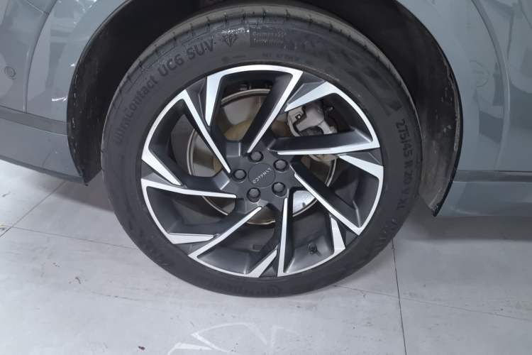 Used Lynk & Co 09 EM-P 2021 2.0T PHEV Halo Six-Seater Right Rear Wheel Hub