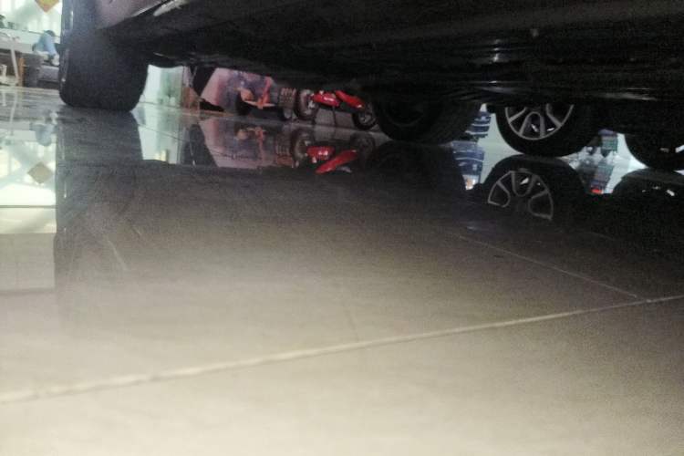 Used Lynk & Co 09 EM-P 2021 2.0T PHEV Halo Six-Seater Right Side Sill