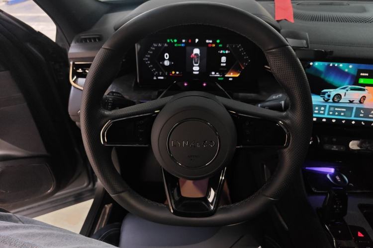 Used Lynk & Co 09 EM-P 2021 2.0T PHEV Halo Six-Seater Steering Wheel