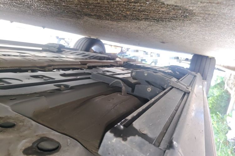 Used Lynk & Co 09 EM-P 2021 2.0T PHEV Ultra Six-Seater Chassis Front Right