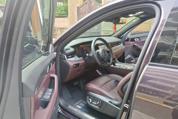 Used Lynk & Co 09 EM-P 2021 2.0T PHEV Ultra Six-Seater Driver Seat