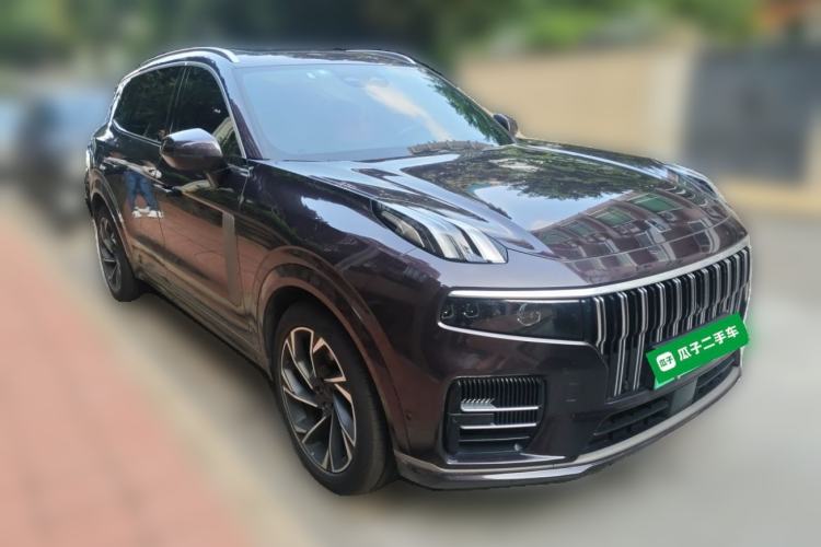 Used Lynk & Co 09 EM-P 2021 2.0T PHEV Ultra Six-Seater Front Right 45 Deg
