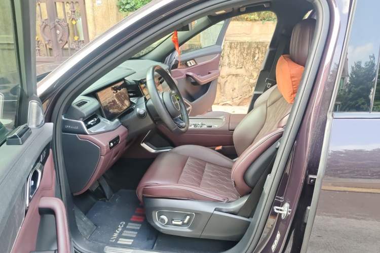 Used Lynk & Co 09 EM-P 2021 2.0T PHEV Ultra Six-Seater Left Front Seat