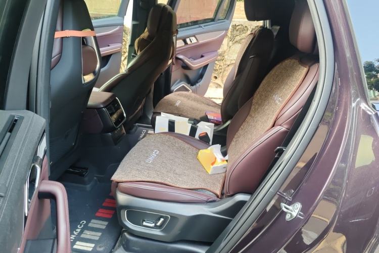 Used Lynk & Co 09 EM-P 2021 2.0T PHEV Ultra Six-Seater Left Rear Seat