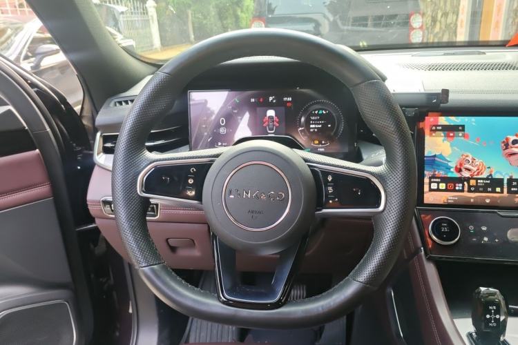 Used Lynk & Co 09 EM-P 2021 2.0T PHEV Ultra Six-Seater Steering Wheel