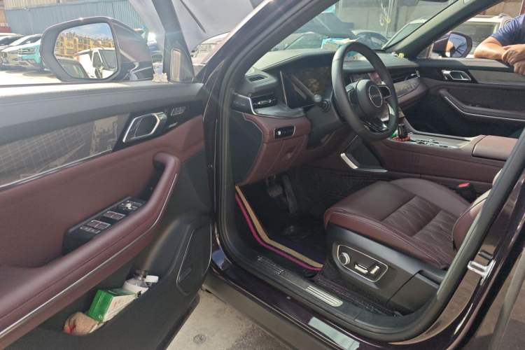 Used Lynk & Co 09 EM-P 2021 2.0T PHEV Ultra Six-Seater Driver Seat