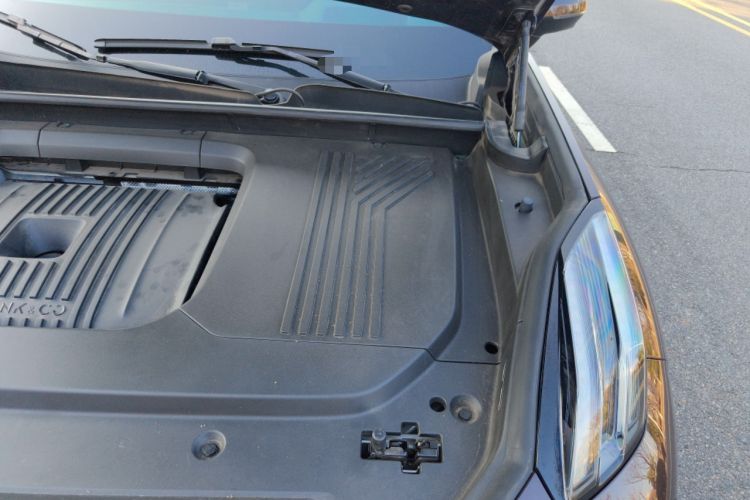 Used Lynk & Co 09 EM-P 2021 2.0T PHEV Ultra Six-Seater Engine Bay Left