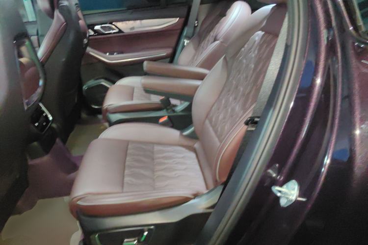 Used Lynk & Co 09 EM-P 2021 2.0T PHEV Ultra Six-Seater Left Rear Seat