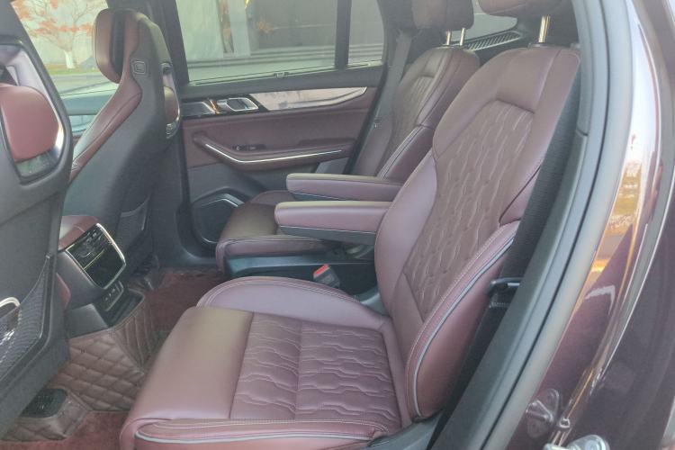 Used Lynk & Co 09 EM-P 2021 2.0T PHEV Ultra Six-Seater Left Rear Seat