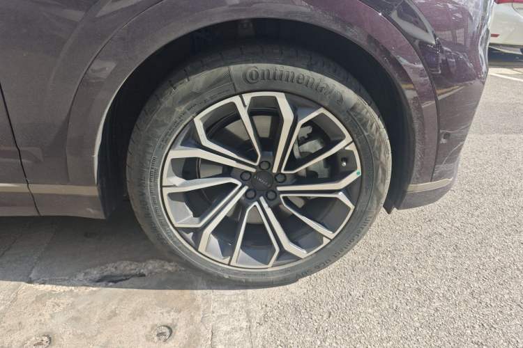 Used Lynk & Co 09 EM-P 2021 2.0T PHEV Ultra Six-Seater Right Front Wheel Hub