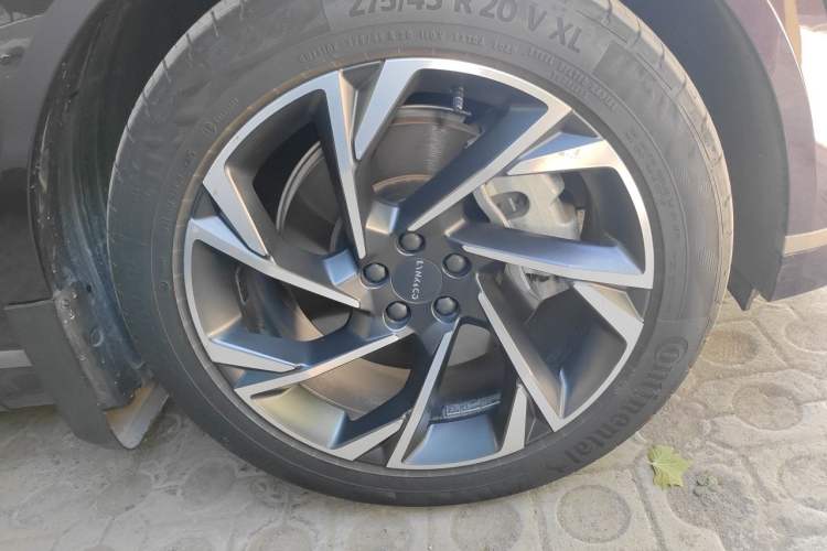 Used Lynk & Co 09 EM-P 2021 2.0T PHEV Ultra Six-Seater Right Front Wheel Hub