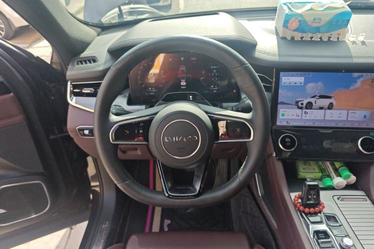 Used Lynk & Co 09 EM-P 2021 2.0T PHEV Ultra Six-Seater Steering Wheel