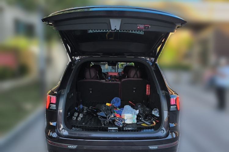Used Lynk & Co 09 EM-P 2021 2.0T PHEV Ultra 7-Seater Trunk