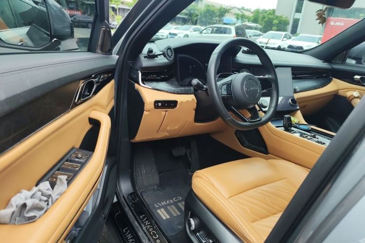 Used Lynk & Co 09 EM-P 2021 2.0T PHEV Halo Six-Seater Driver Seat