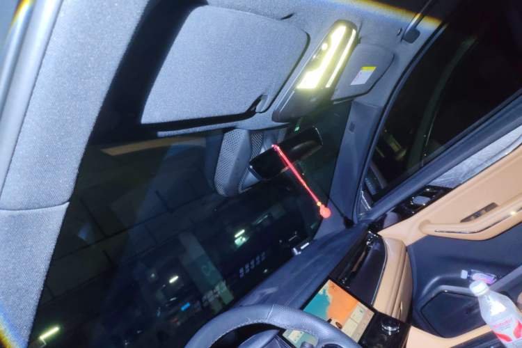 Used Lynk & Co 09 EM-P 2021 2.0T PHEV Halo Six-Seater Headliner