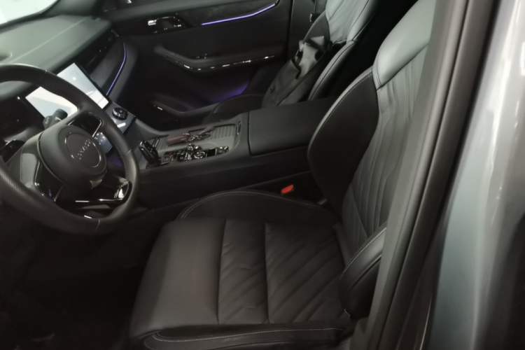 Used Lynk & Co 09 EM-P 2021 2.0T PHEV Halo Seven-Seater Left Front Seat