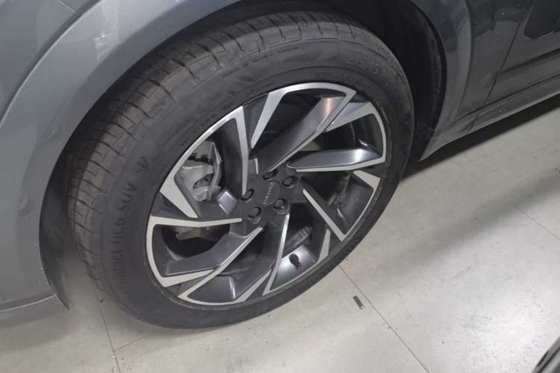 Used Lynk & Co 09 EM-P 2021 2.0T PHEV Halo Six-Seater Left Front Wheel Hub