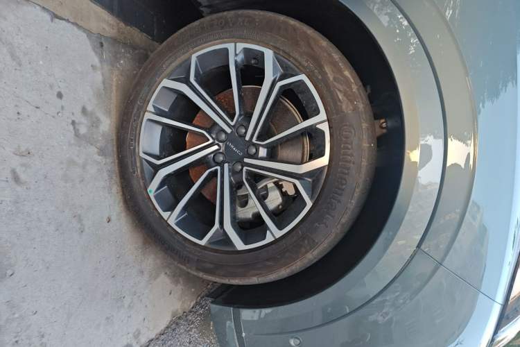 Used Lynk & Co 09 EM-P 2021 2.0T PHEV Halo Six-Seater Right Front Wheel Hub