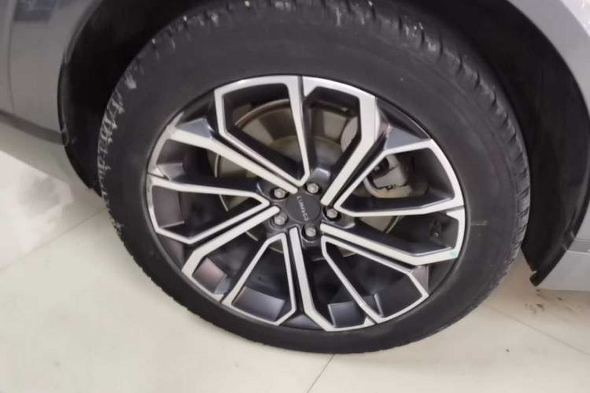 Used Lynk & Co 09 EM-P 2021 2.0T PHEV Halo Seven-Seater Right Rear Wheel Hub