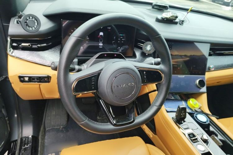 Used Lynk & Co 09 EM-P 2021 2.0T PHEV Halo Six-Seater Steering Wheel