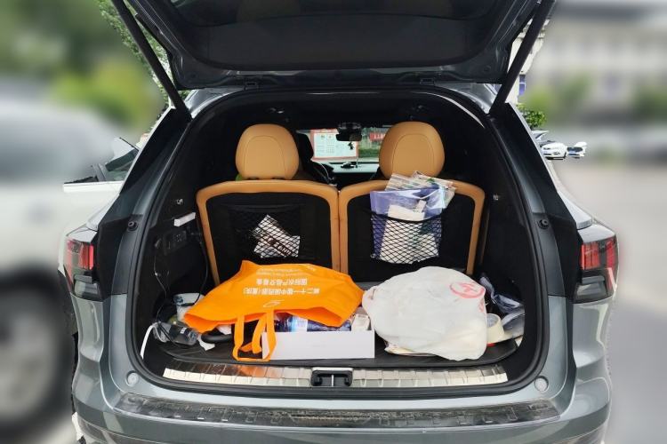 Used Lynk & Co 09 EM-P 2021 2.0T PHEV Halo Six-Seater Trunk