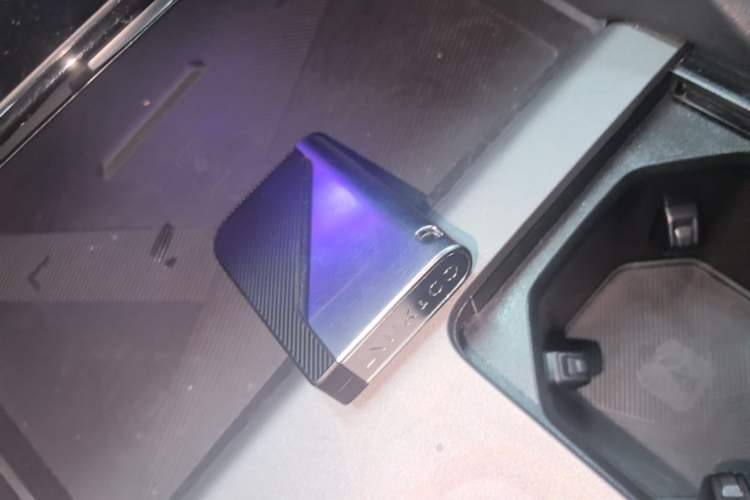 Used Lynk & Co 09 EM-P 2021 2.0T PHEV Halo Six-Seater Vehicle Key